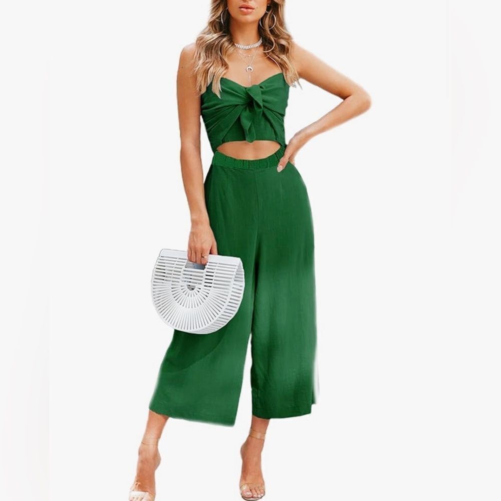 💚 Green Cutout Tie-Front Jumpsuit – Size Small (NWT)